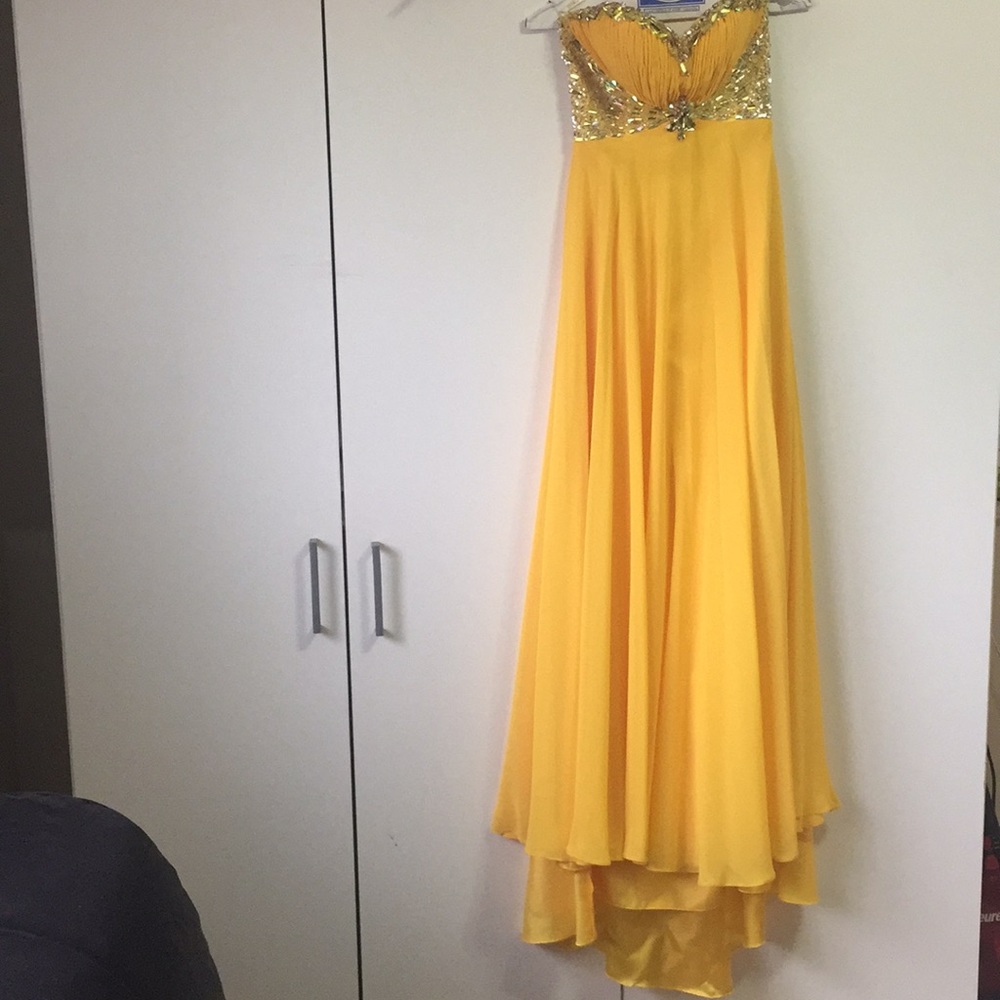 Prom dress
